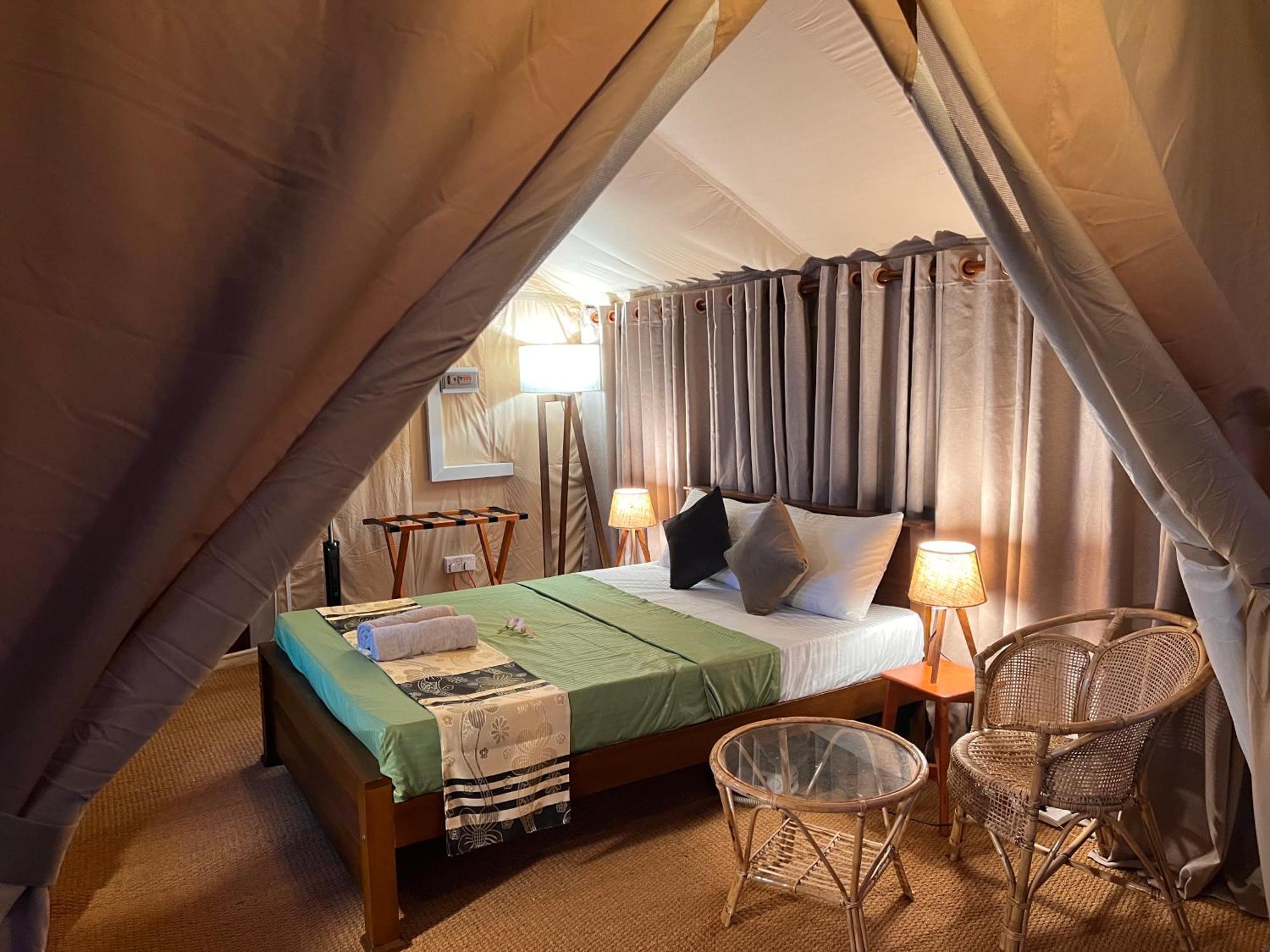 At One - Glamping Hotel Rekawa Exterior photo